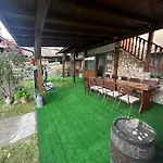 даутев връх בית הארחה *