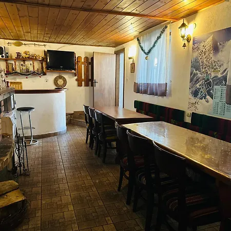 Konukevi даутев връх