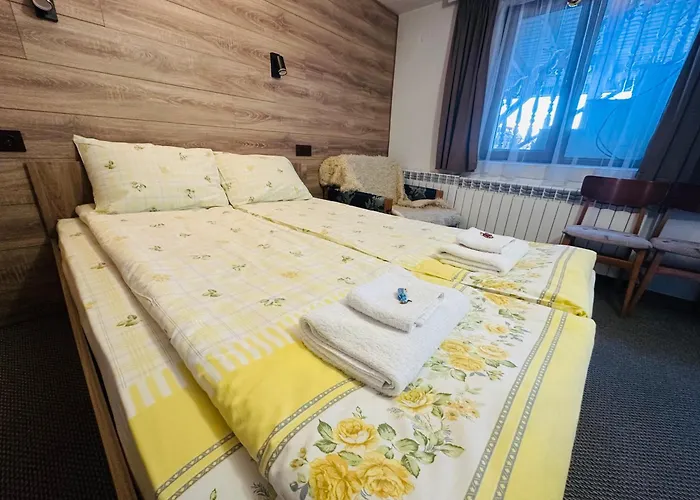 даутев връх Konukevi